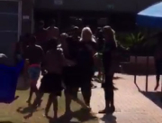 بالفيديو: حارس مسبح "نفي جولان" يعتدي بالضرب على فتى 14 عاماً من مدينة يافا